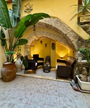 Melitzana Guest House